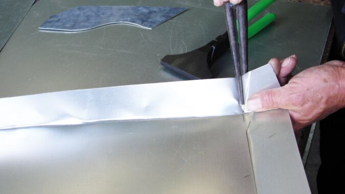 Freund Squeezing Folding Pliers